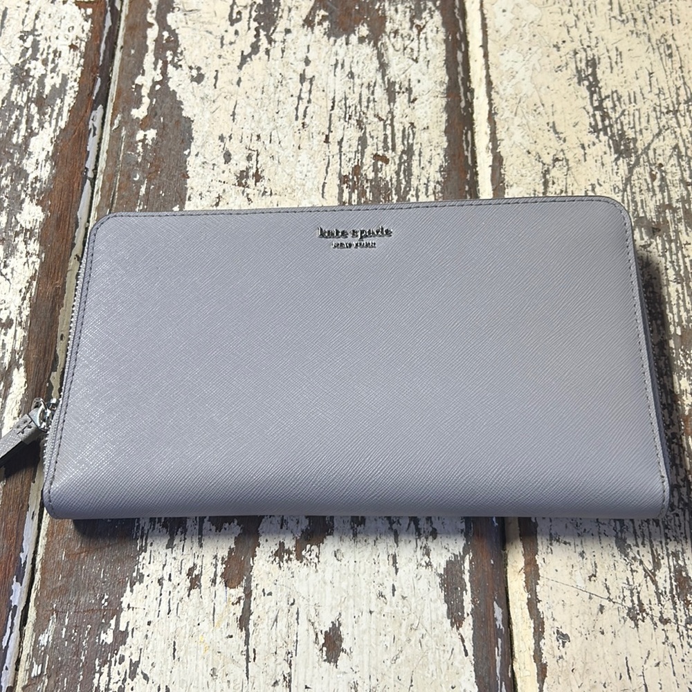 NWOT Kate spade wallet